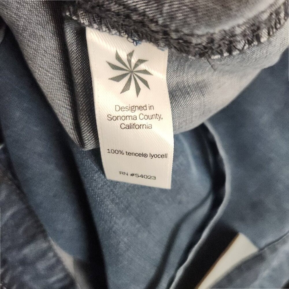 ATHLETA To The Point Chambray Candid Shirtdress Small Tencel Button Down Pockets - Picture 9 of 10
